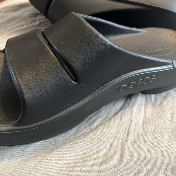 NWT OOFOS MEN OR WONEN UNISEX - Picture 2 of 5